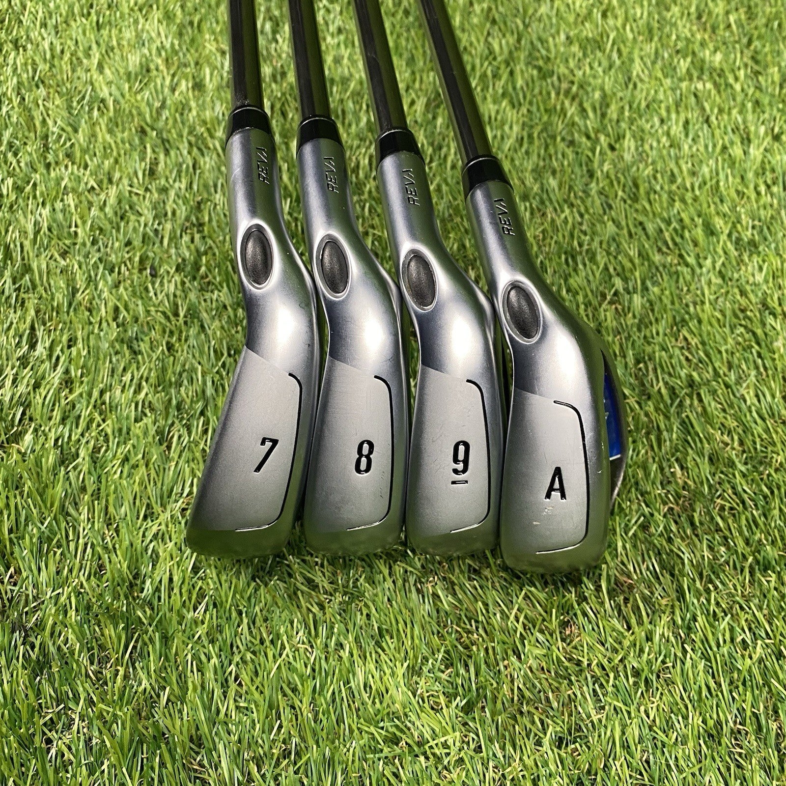 Callaway Big Bertha B21 Iron Set 7-Gw ⛳️ RCH 65 Regular Flex Graphite Shafts RH