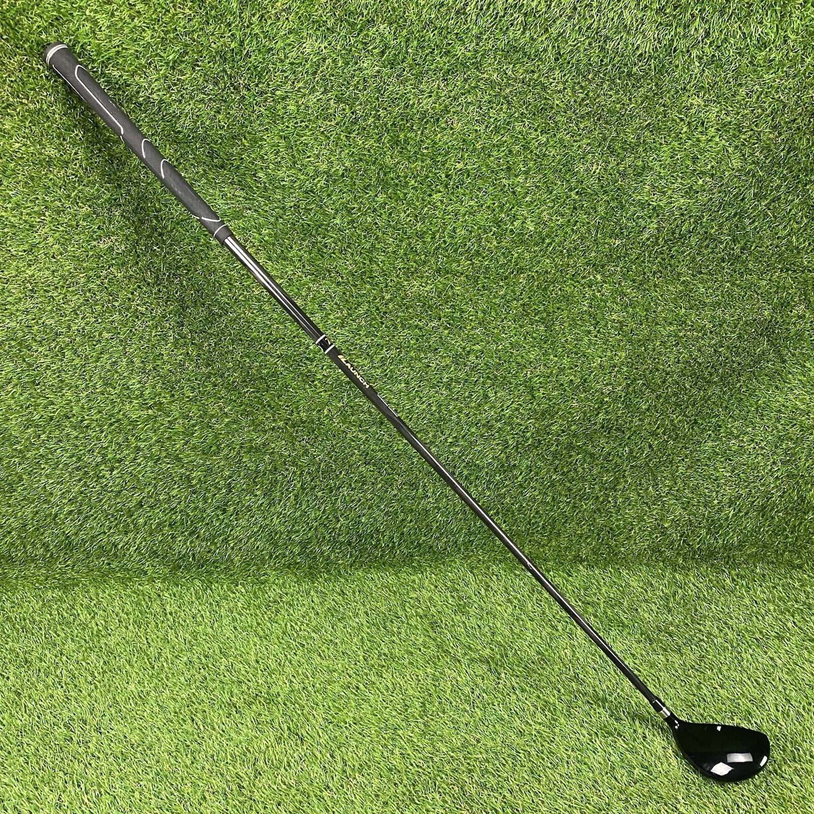 Warrior Custom Golf WCG Pro-Edge 3 Hybrid 20° ⛳️ True Launch Graphite Shaft RH
