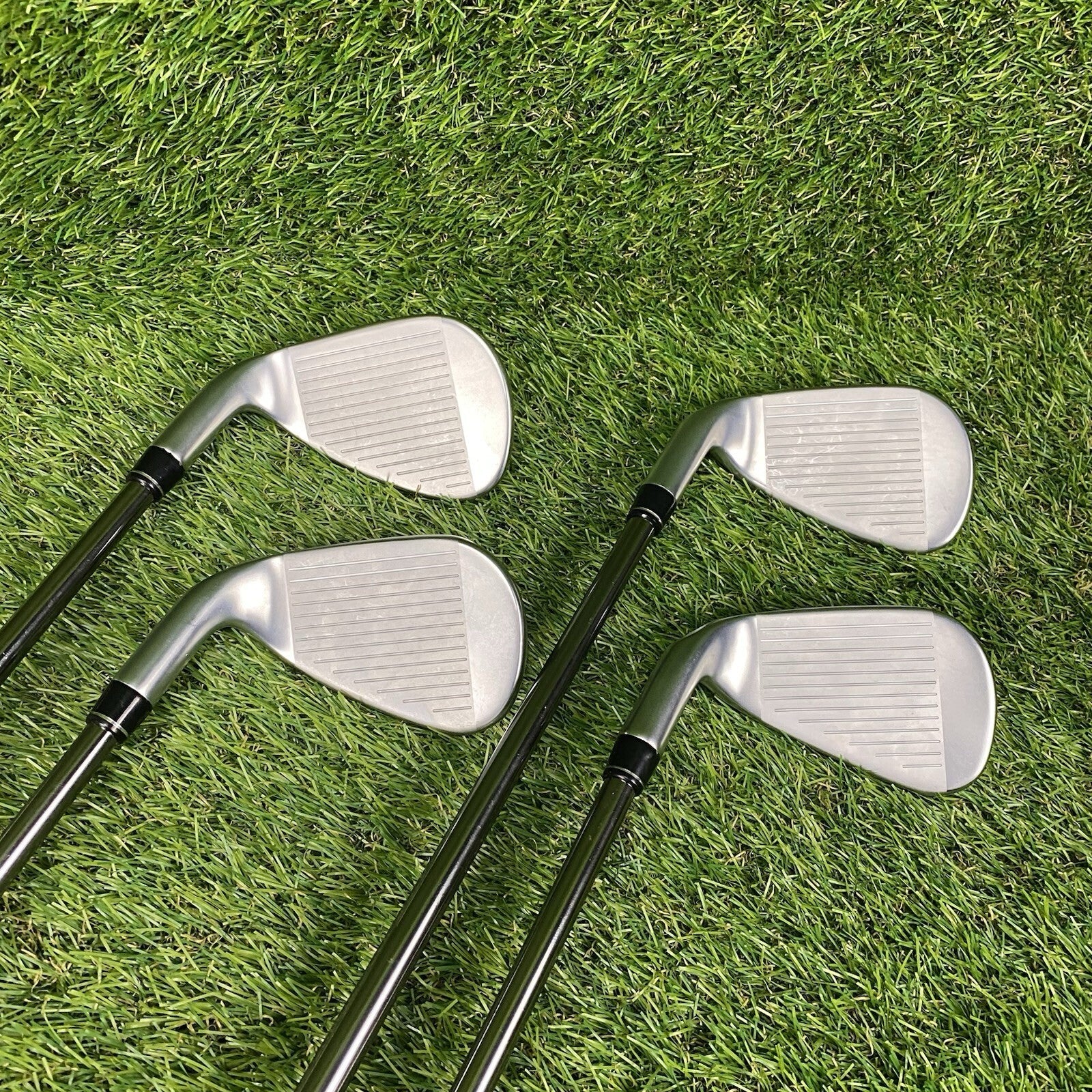 Callaway Big Bertha B21 Iron Set 7-Gw ⛳️ RCH 65 Regular Flex Graphite Shafts RH