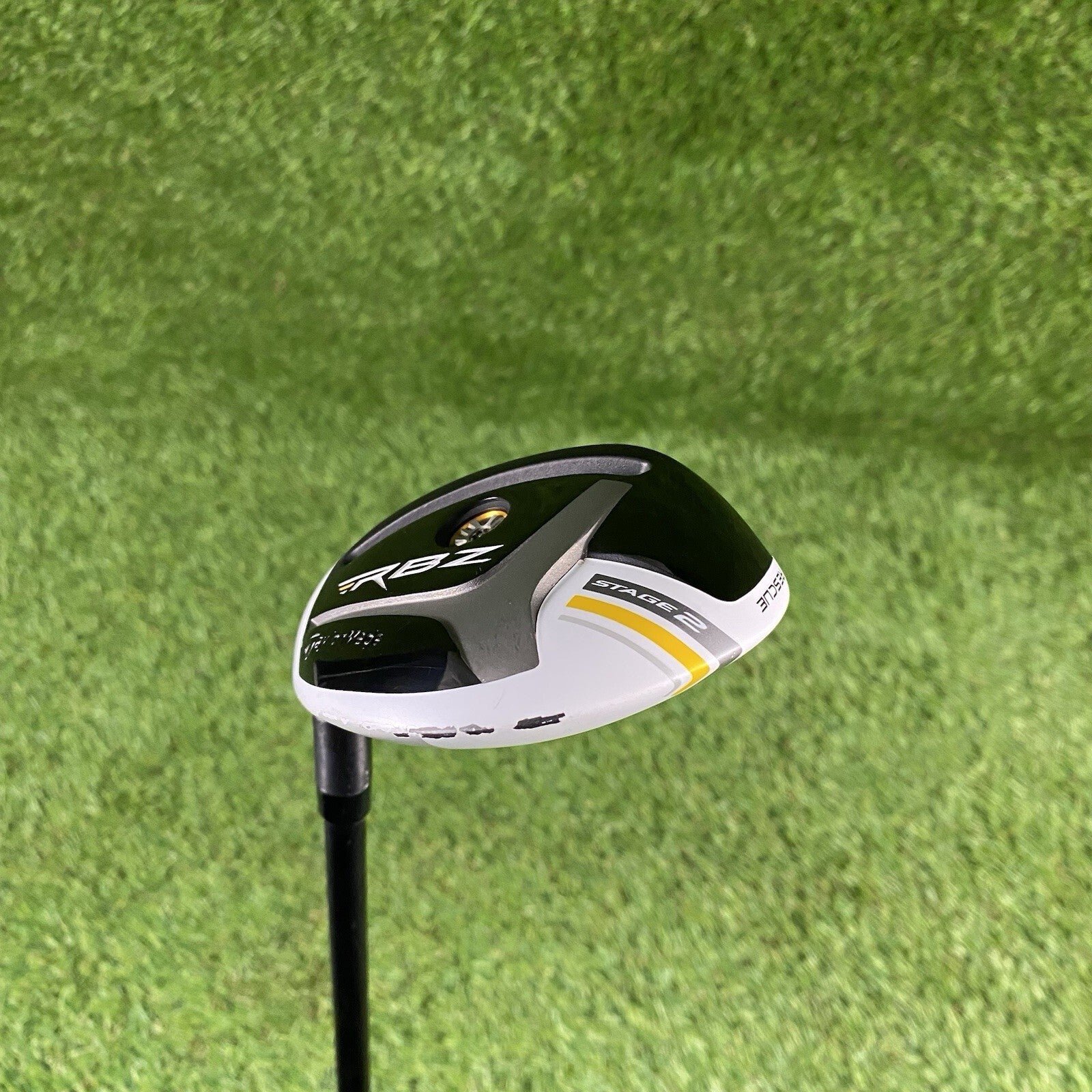 Left Handed TaylorMade RBZ Stage 2 RocketFuel Rescue 4 Hybrid 22° ⛳️  65 R-flex