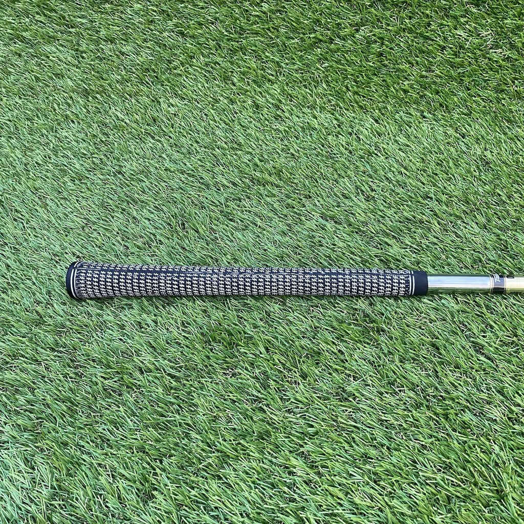 Alpha RX Tour 8 iron Dynamic Gold S300 Stiff Steel RH Nice Grip