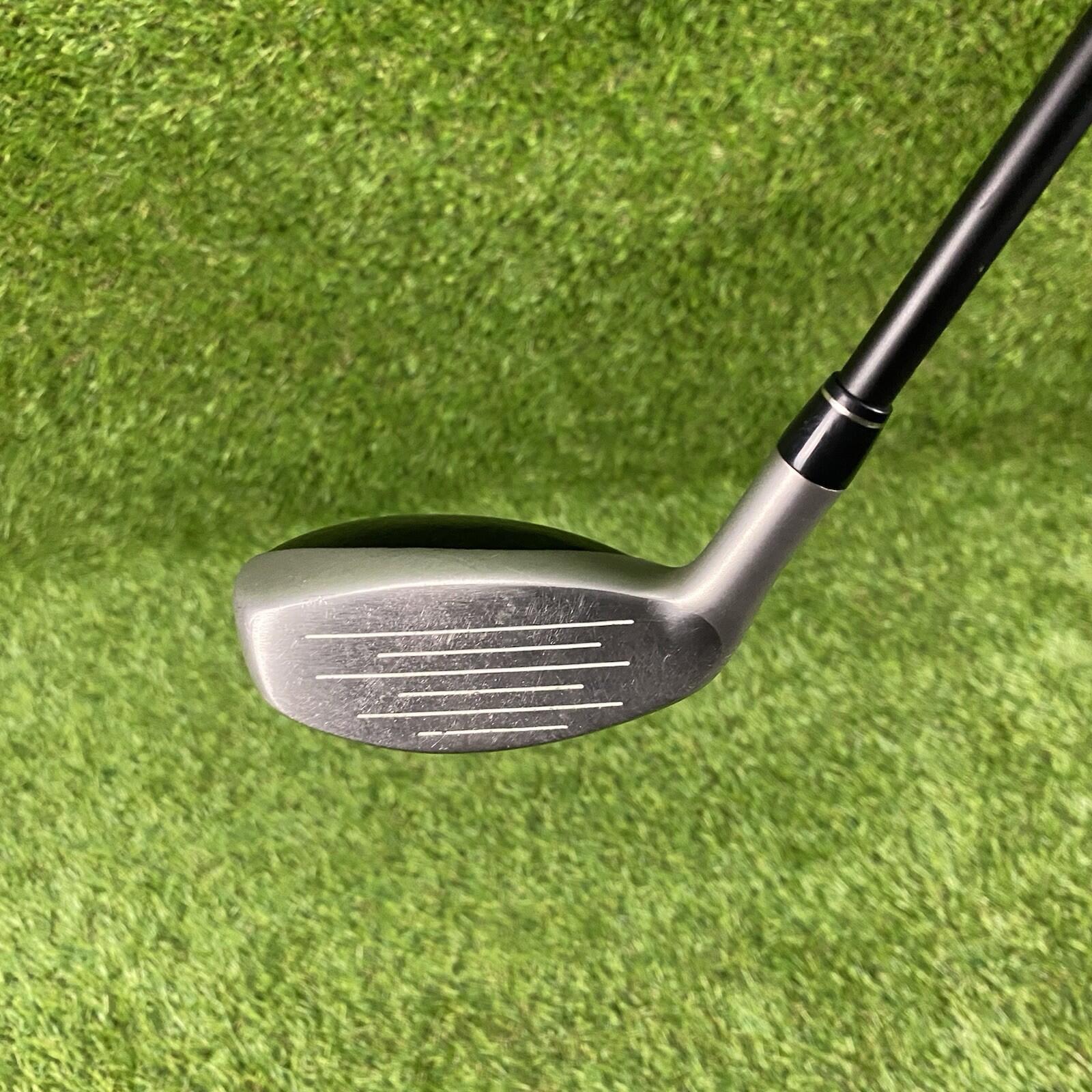 TaylorMade Rescue Mid 3 Hybrid 19° ⛳️ Stiff Flex UltraLite Graphite Shaft RH