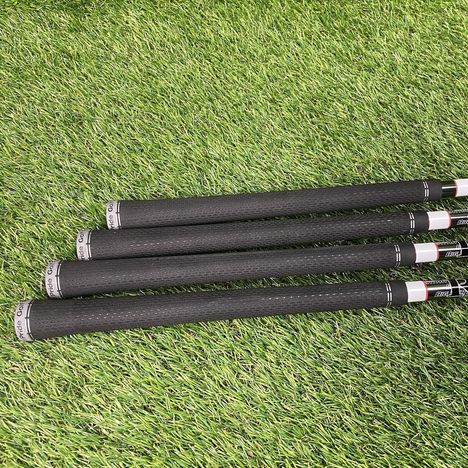 Callaway Big Bertha B21 Iron Set 7-Gw ⛳️ RCH 65 Regular Flex Graphite Shafts RH