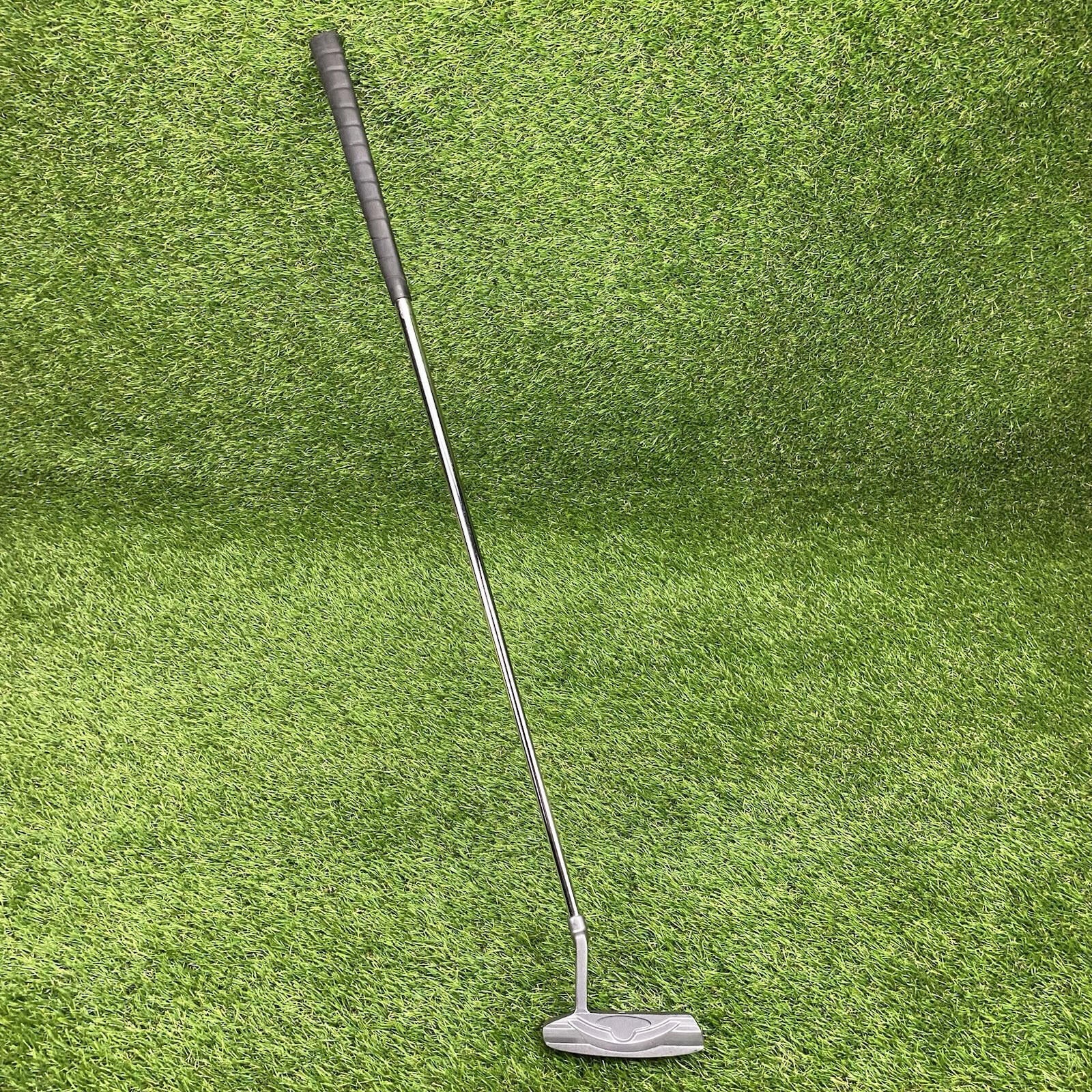 MACGREGOR FINESSE BALATA FACE 35” BLADE PUTTER W/ MACGREGOR GRIP