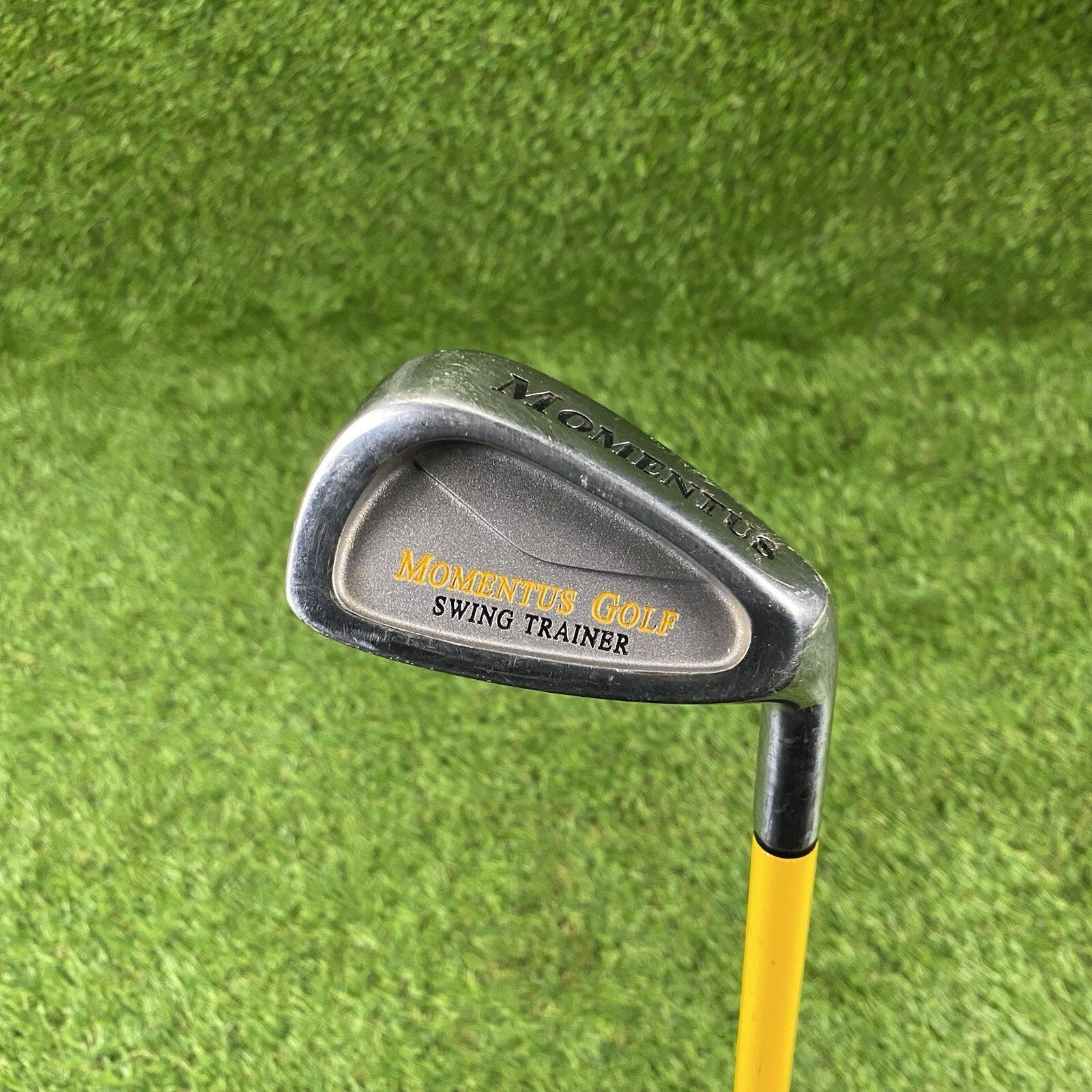 Momentus Golf Swing Trainer Heavy Weight Indoor Practice Iron ⛳️ Men 40oz RH 34"