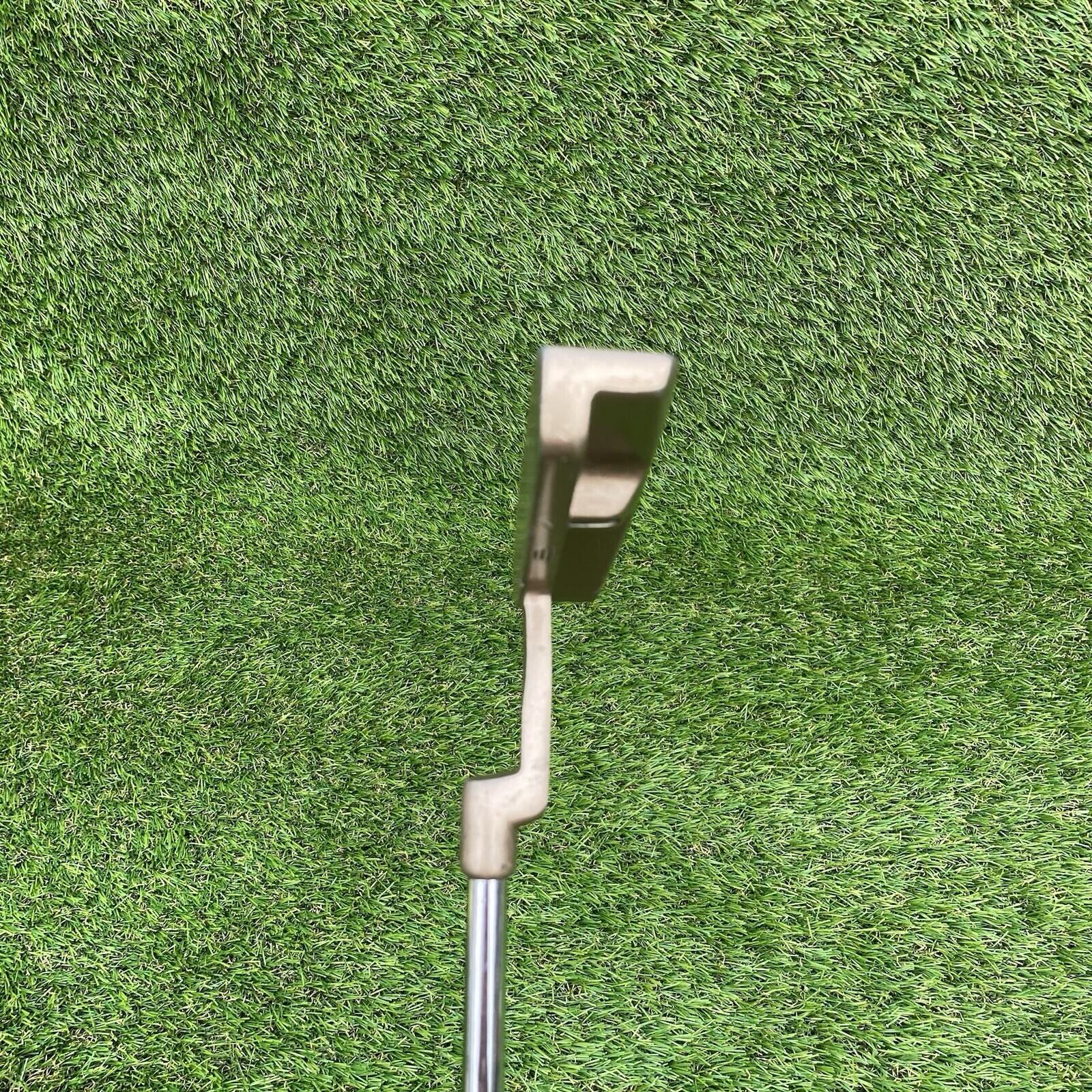Pro Select- Select Edition 1 Putter 33.5" Right Handed Tour match Grip