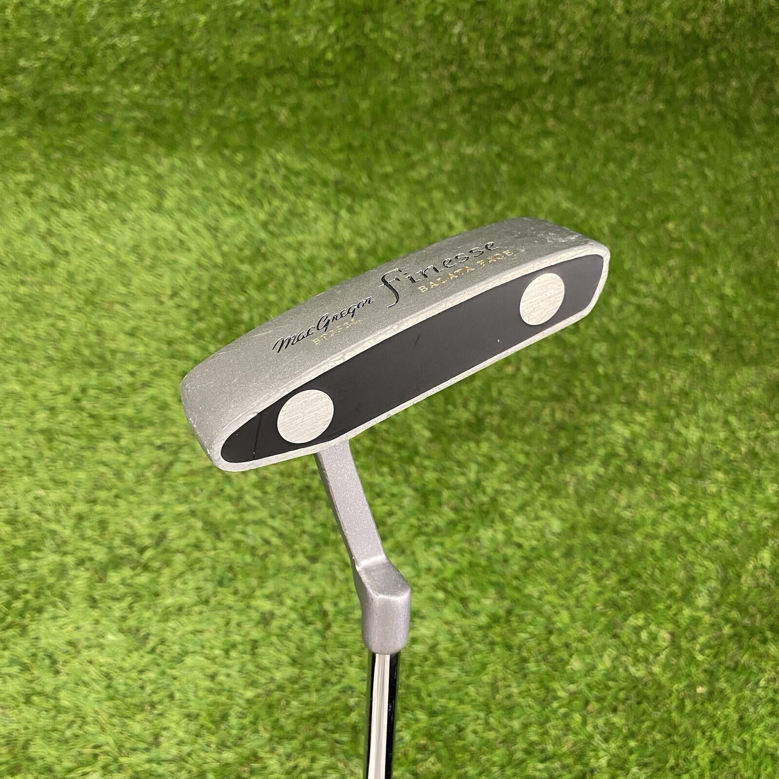 MACGREGOR FINESSE BALATA FACE 35” BLADE PUTTER W/ MACGREGOR GRIP