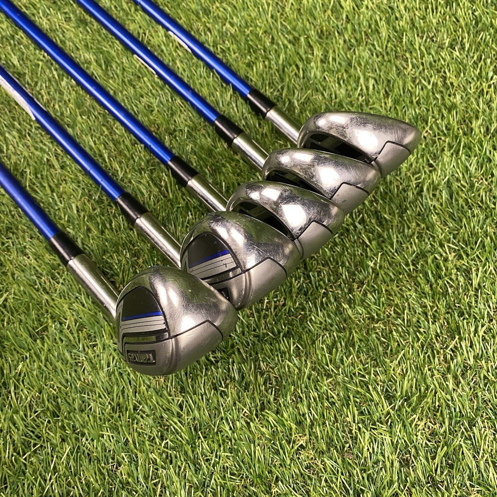 Adams Tight Lies Irons / Hybrid Set 6-PW ⛳️ Stiff Flex 65g Graphite Shafts RH